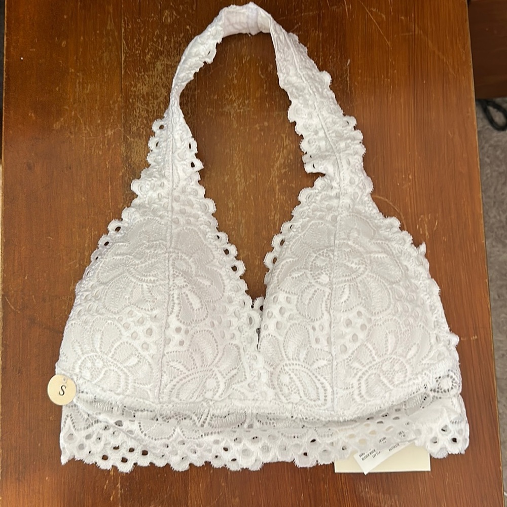 Never worn, with tags, lace bralette!